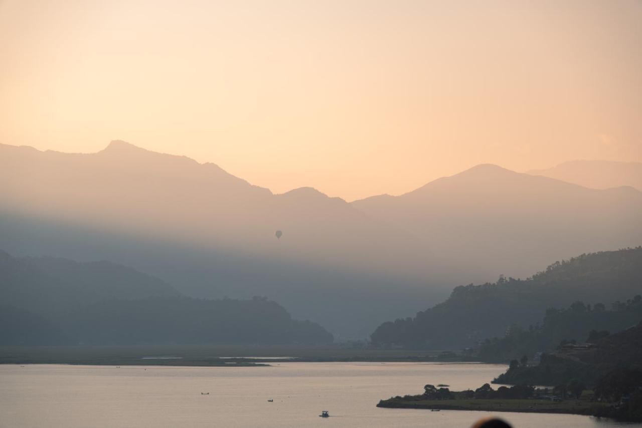 Hotel Pushkar Pokhara Buitenkant foto