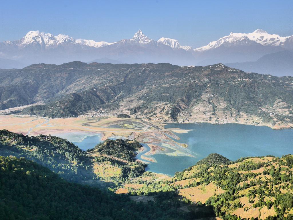 Hotel Pushkar Pokhara Buitenkant foto